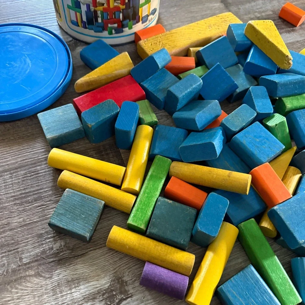 Playskool blocks canister